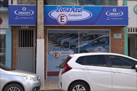 Prefeito Neto suspende a cobrança das taxas da Zona Azul nas ruas de Eunápolis 5