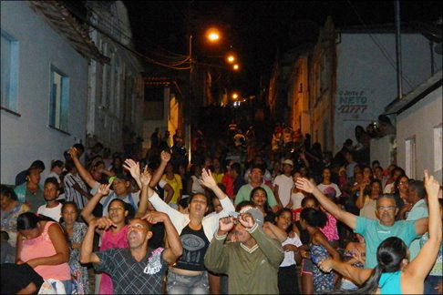 População de Itapebi se revolta com o retorno do prefeito Francisco Brito ao cargo e resolve apoiar Gunga‏ 10