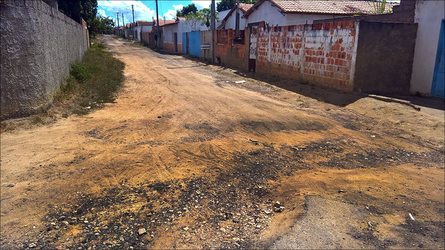 Prefeito de Itapebi faz graves denúncias contra a gestão do prefeito passado e diz que rombo pode passar de R$ 5 milhões 10