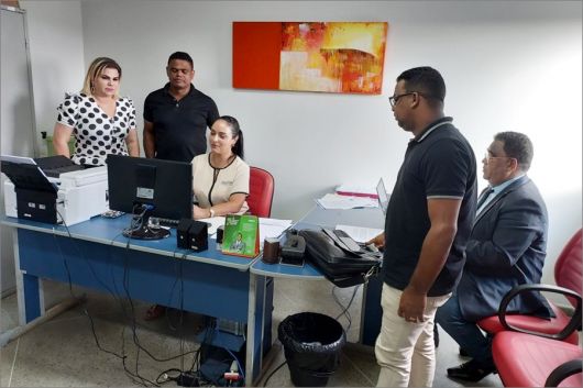 Cadeia Nacional - Wesley Soares Góes, soldado da PMBA, sacrificou a própria  vida por recusar a cumprir ordem absurda, como prevê o próprio ensinamento  militar. Morreu com honra de herói e torna-se